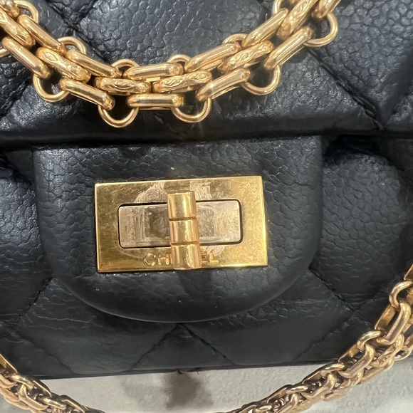 Chanel Double Flap Calfskin Reissue 2.55 Medium Bag - Picture 4 of 12
